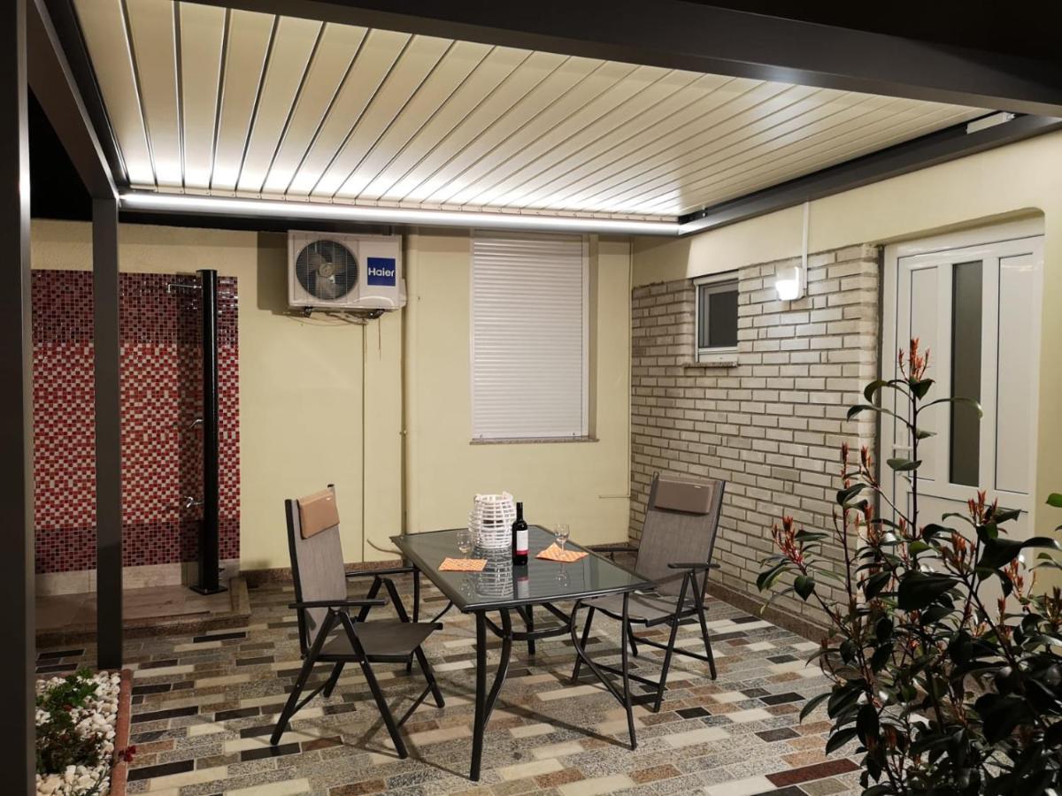 Anvedor Apartment Crikvenica Bagian luar foto