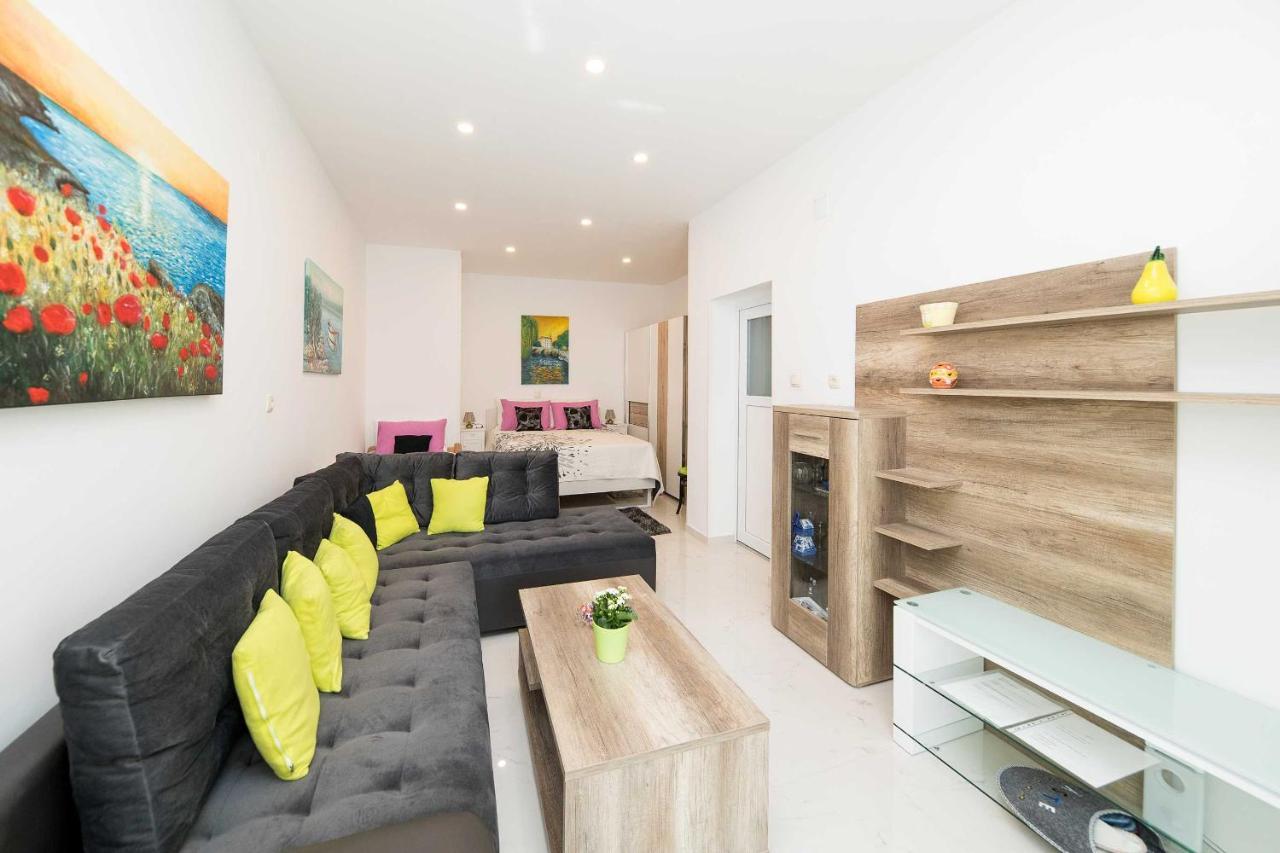 Anvedor Apartment Crikvenica Bagian luar foto
