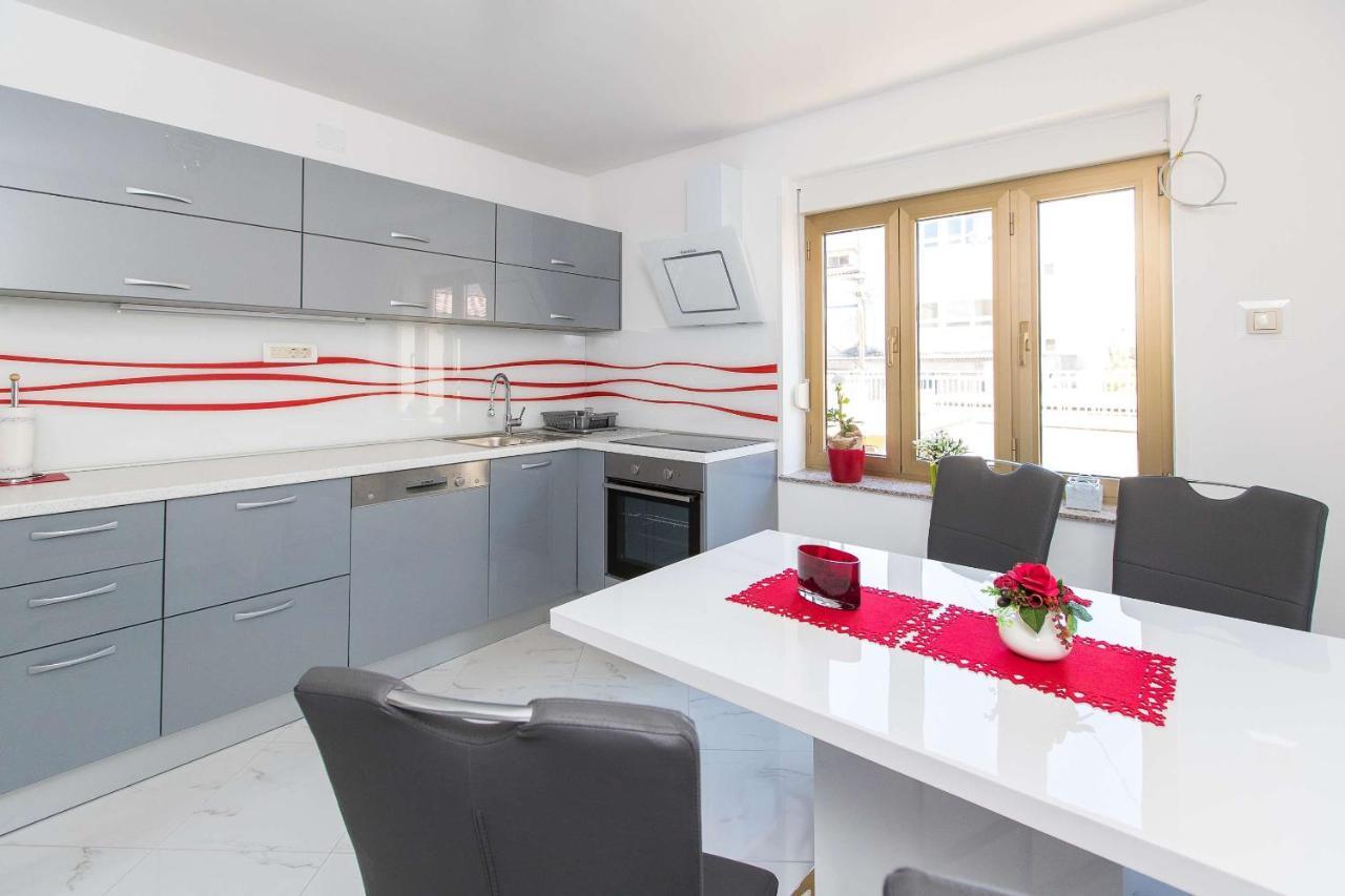 Anvedor Apartment Crikvenica Bagian luar foto