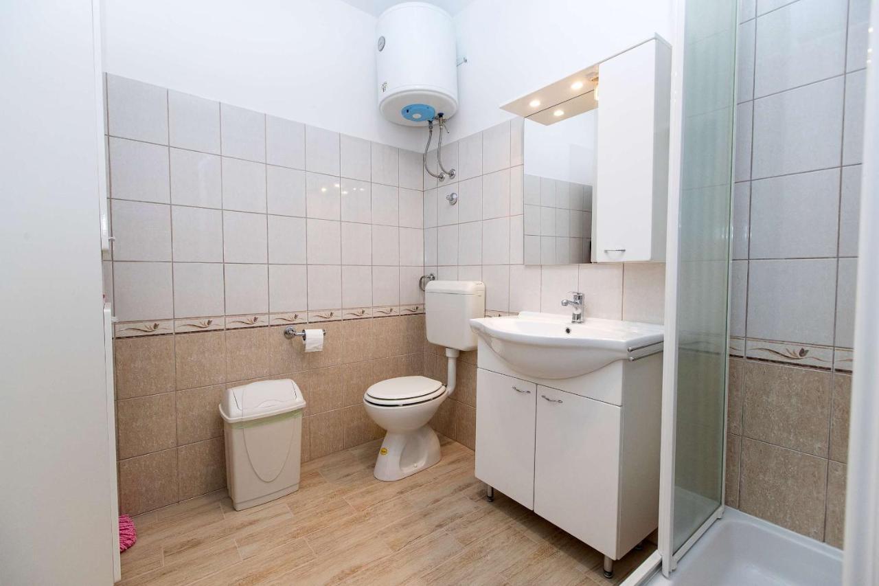 Anvedor Apartment Crikvenica Bagian luar foto