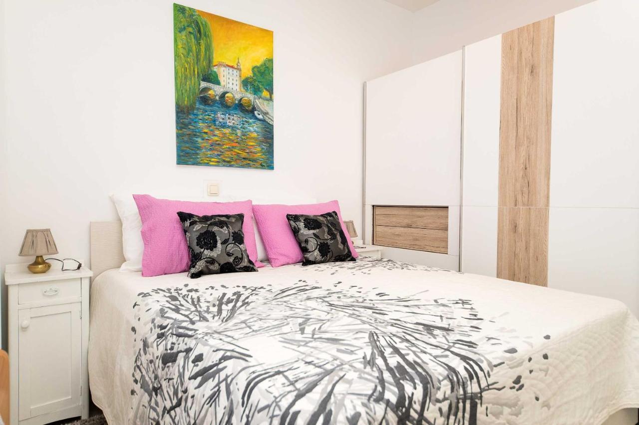 Anvedor Apartment Crikvenica Bagian luar foto