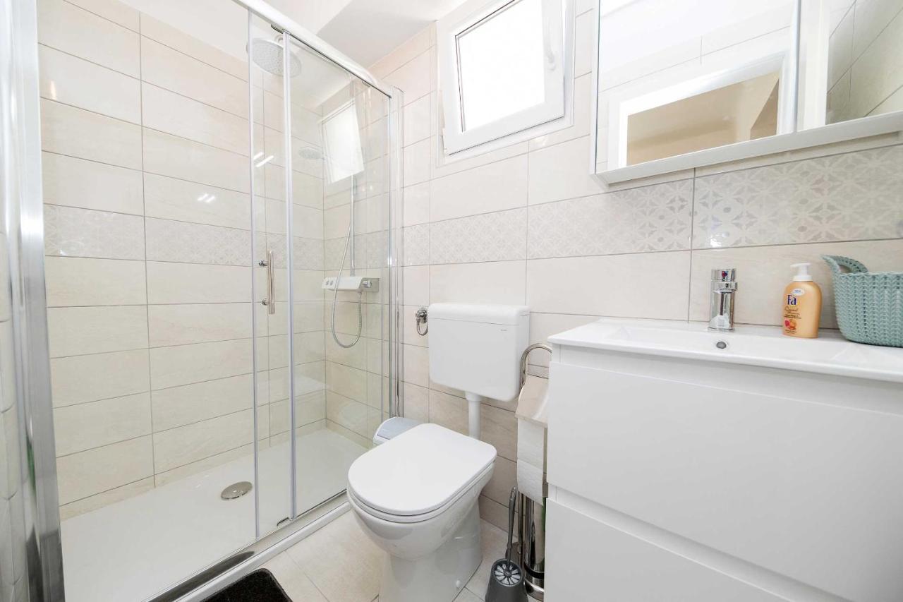 Anvedor Apartment Crikvenica Bagian luar foto