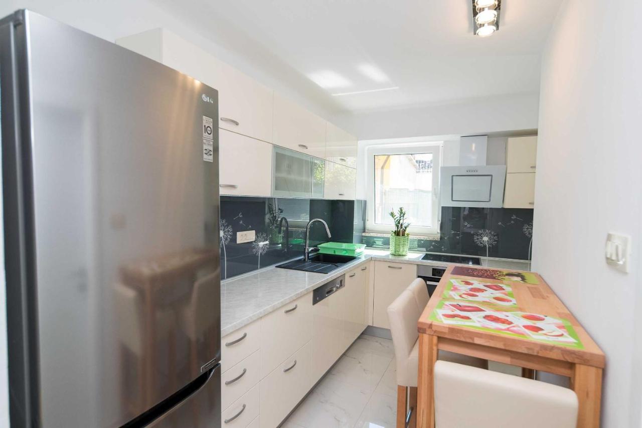 Anvedor Apartment Crikvenica Bagian luar foto